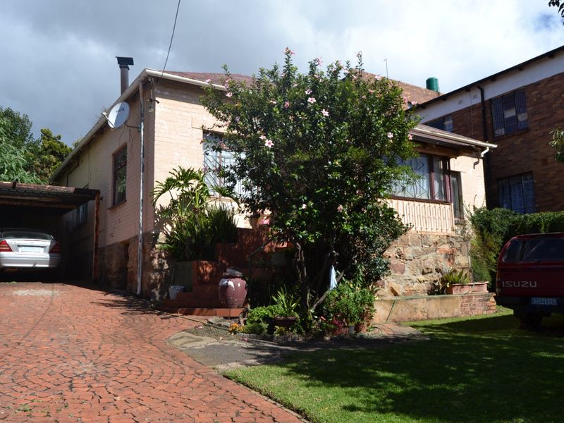 Charming  Well maintained 2 Bedroom Home on a 495m2  with  spacious yard  & Income  Potential - Bellevue East Agent Sale! - Photo 6