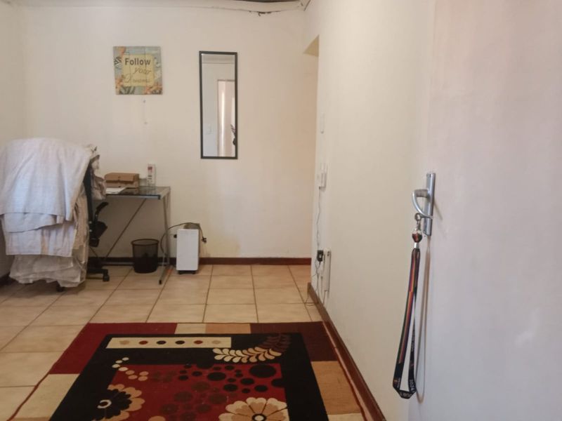 3 Bedroom House to Rent Lenasia South  - Photo 7