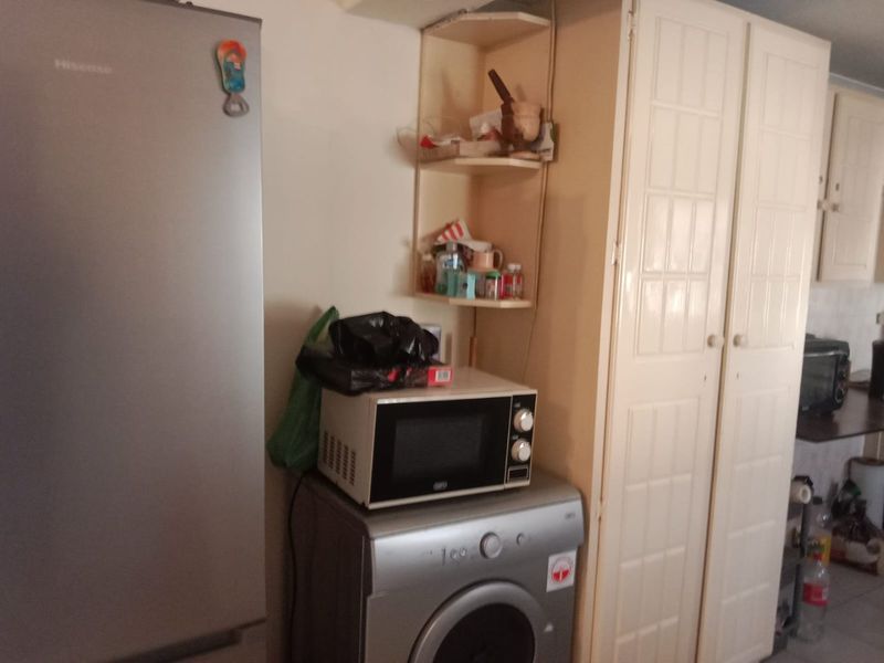 3 Bedroom House to Rent Lenasia South  - Photo 2