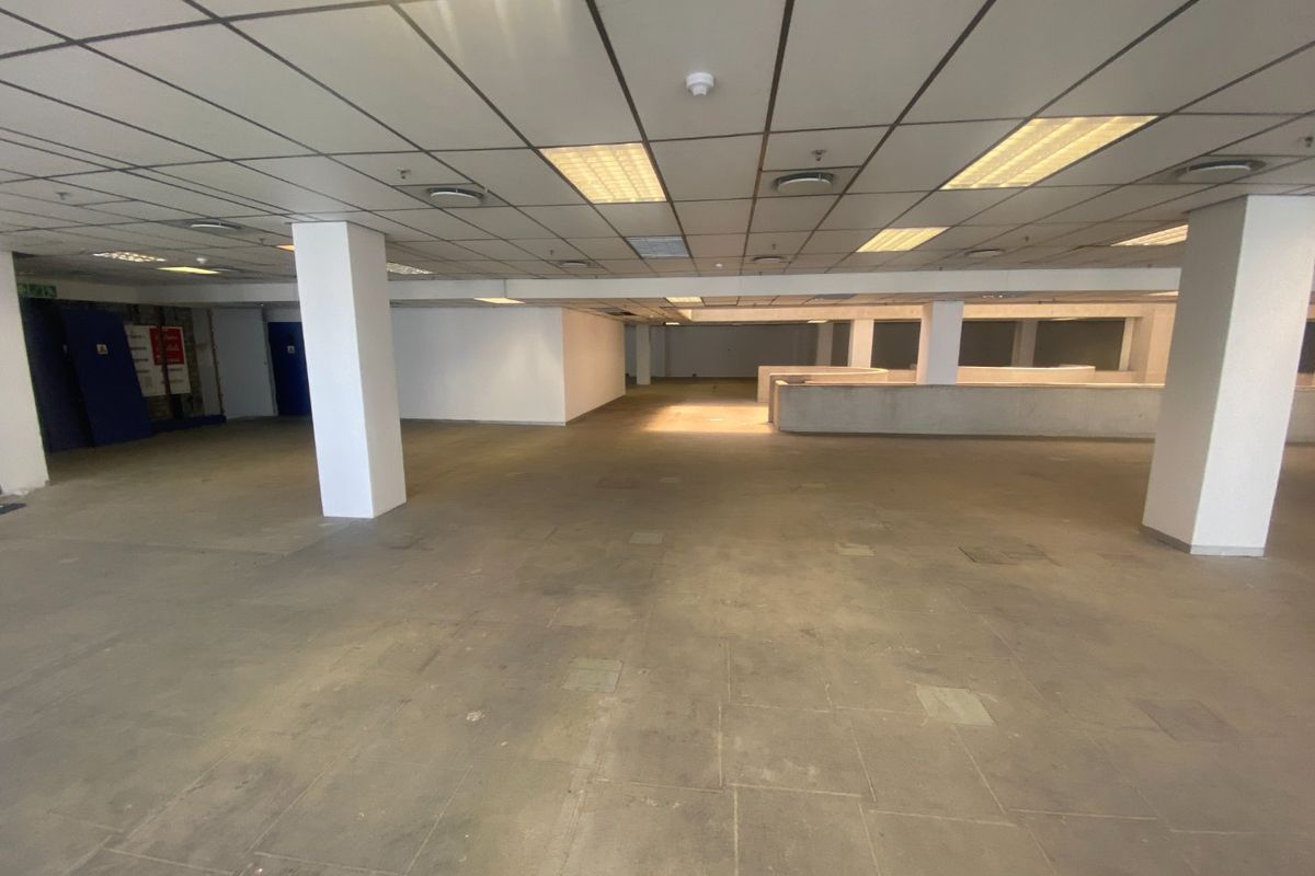 4800m2 Prime Commercial space for Sale  - Photo 5