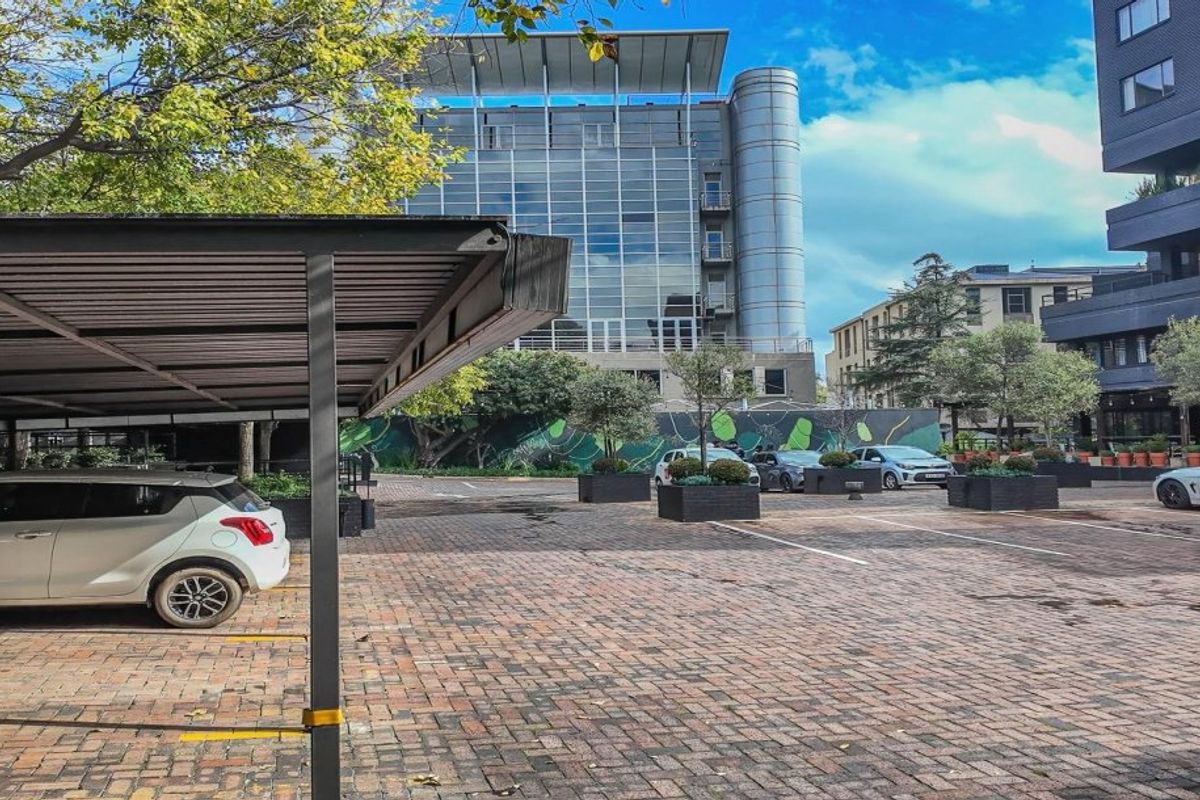 2 Bedroom Apartment for Sale in Sandton - Photo 2
