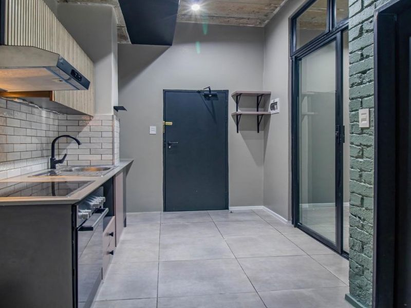 2 Bedroom Apartment for Sale in Sandton - Photo 4
