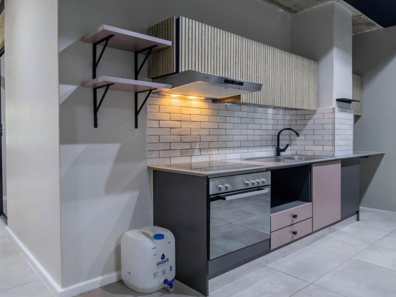 2 Bedroom Apartment for Sale in Sandton - Photo 6