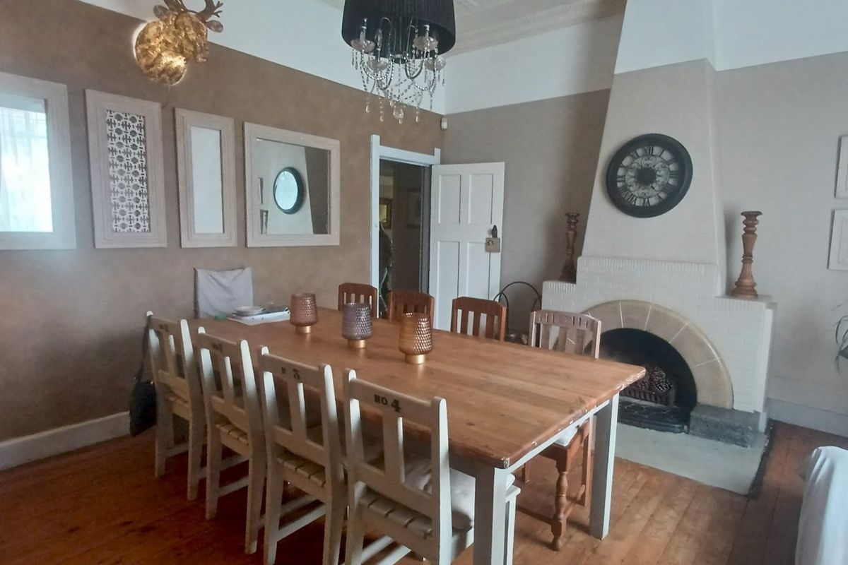 Warm and welcoming Kensington Home on a spacious 595m2 standp - Photo 5