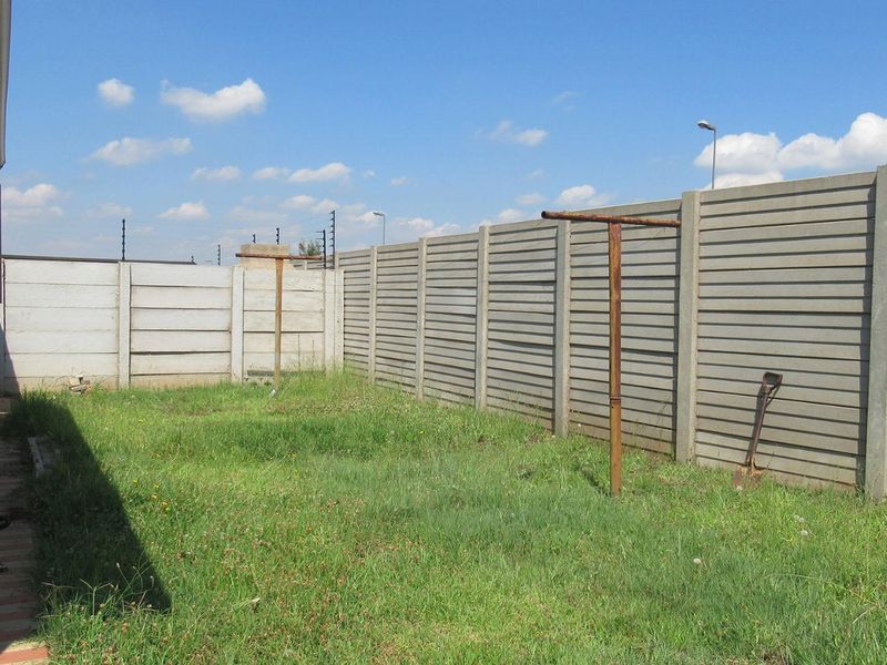 3 Bed House in Sky City for Sale - Photo 3