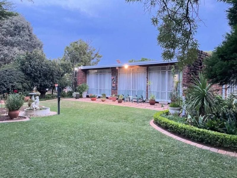 FOR SALE:- VALHALLA-R2.295M - Photo 4