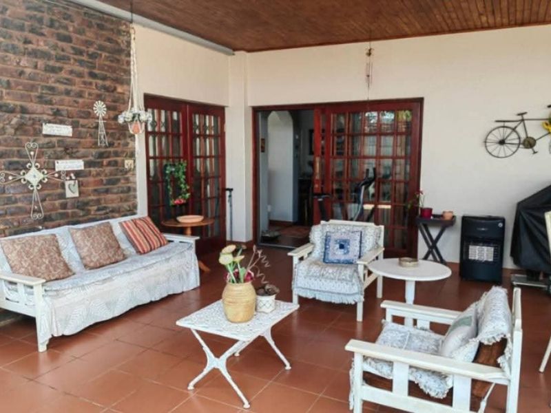 FOR SALE:- VALHALLA-R2.295M - Photo 10