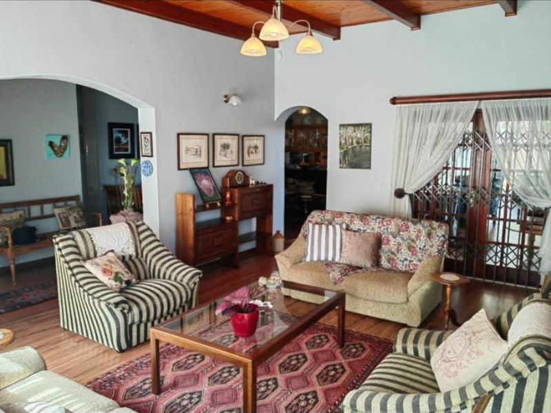 FOR SALE:- VALHALLA-R2.295M - Photo 8