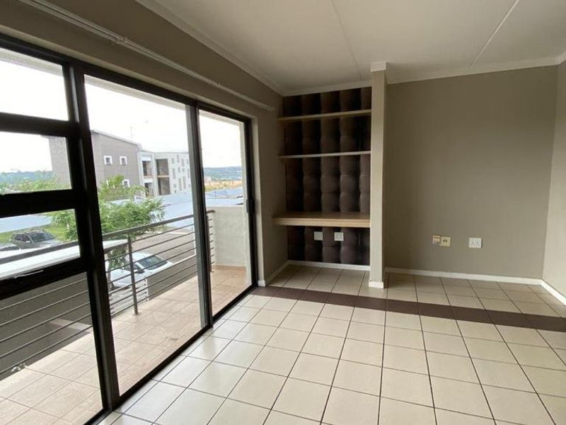 Bachelor Pad - Photo 9