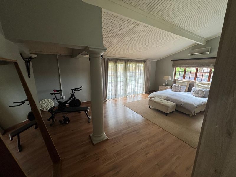 Modern 4 Bedroom Family Home  - Photo 7