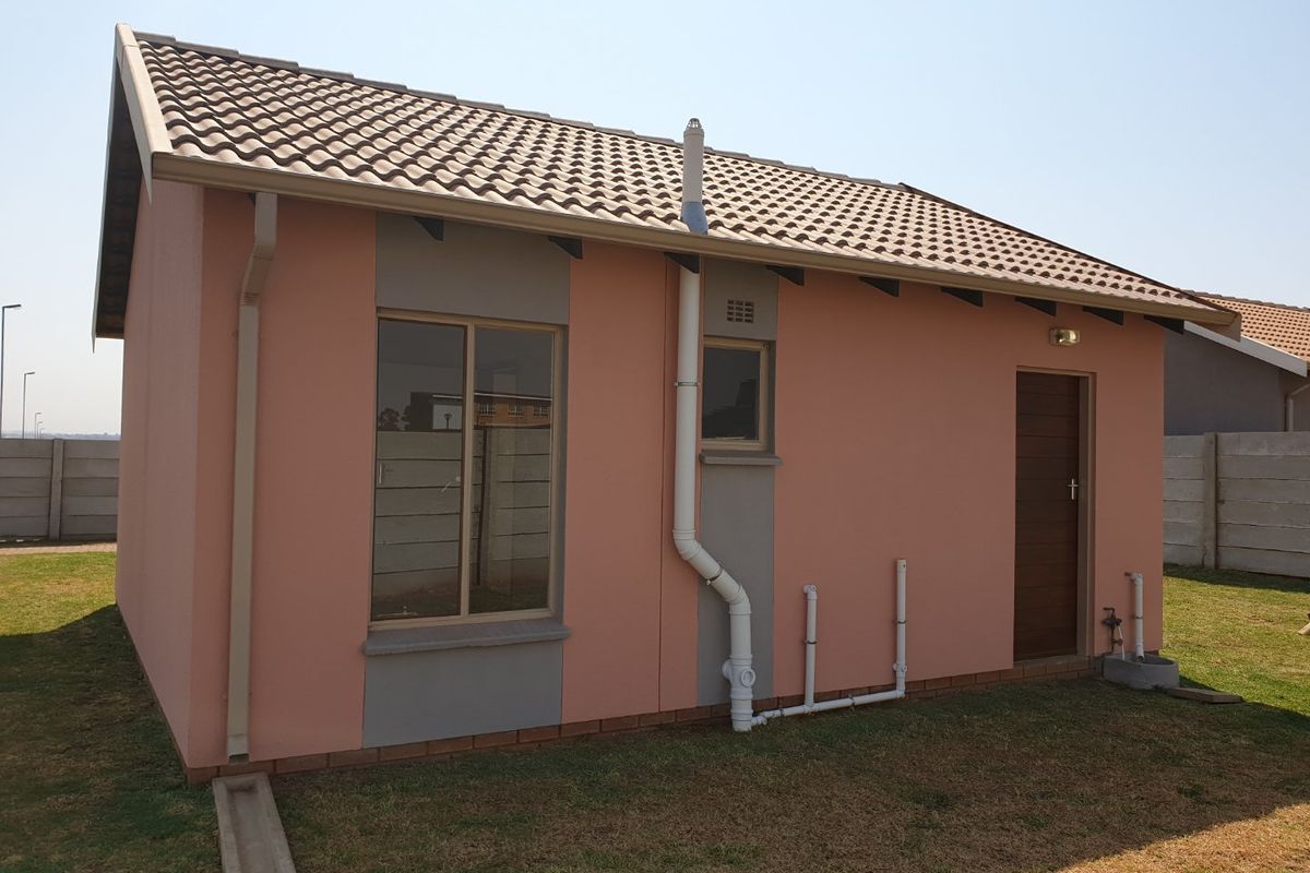 Specious 2-bedroom house for sale in Sky City - Photo 3