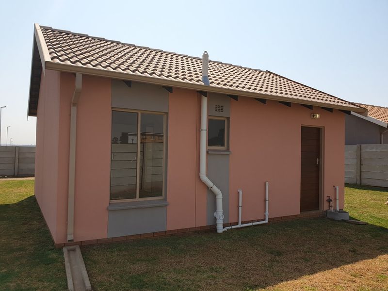 Specious 2-bedroom house for sale in Sky City - Photo 3