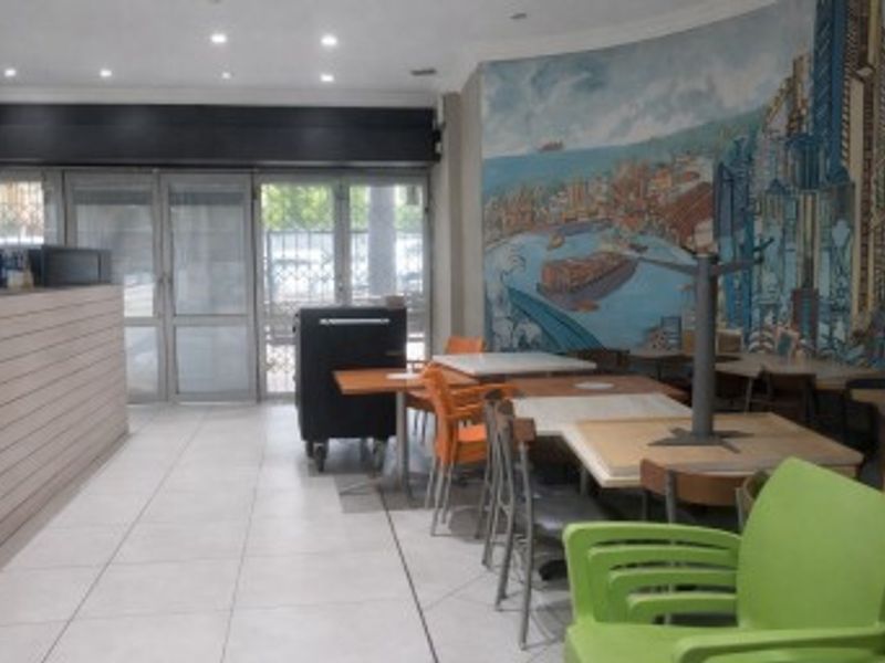 Prime 130 sqm Retail Opportunity in Glenwood – High Visibility Location - Photo 4