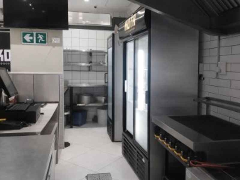 Prime 130 sqm Retail Opportunity in Glenwood – High Visibility Location - Photo 9