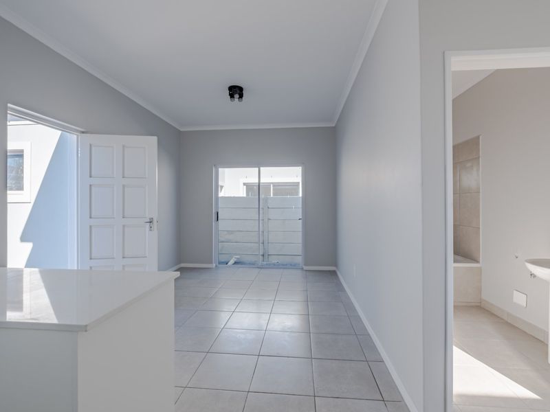 Brand new 3 Bedroom, 2 bathroom family homes ready to move in for sale - Photo 10