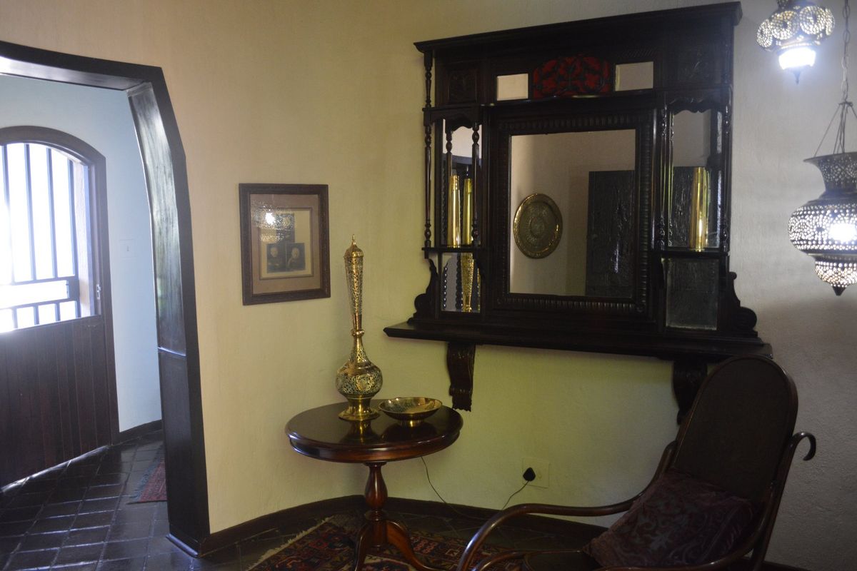 Majestic and alluring, this is a home built for royalty! - Photo 4