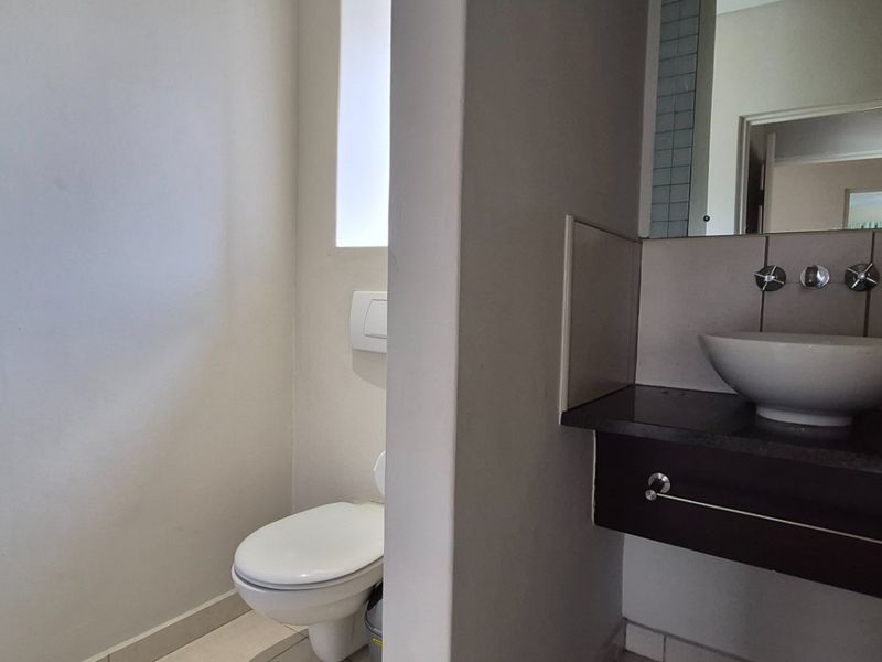 2 bed 2 bath apartment for sale in Morningside, Sandton - Photo 10