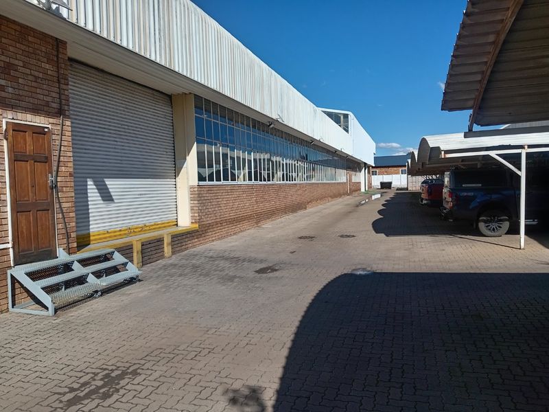 INDUSTRIAL PROPERTY AVAILABLE FOR SALE!!  - Photo 4