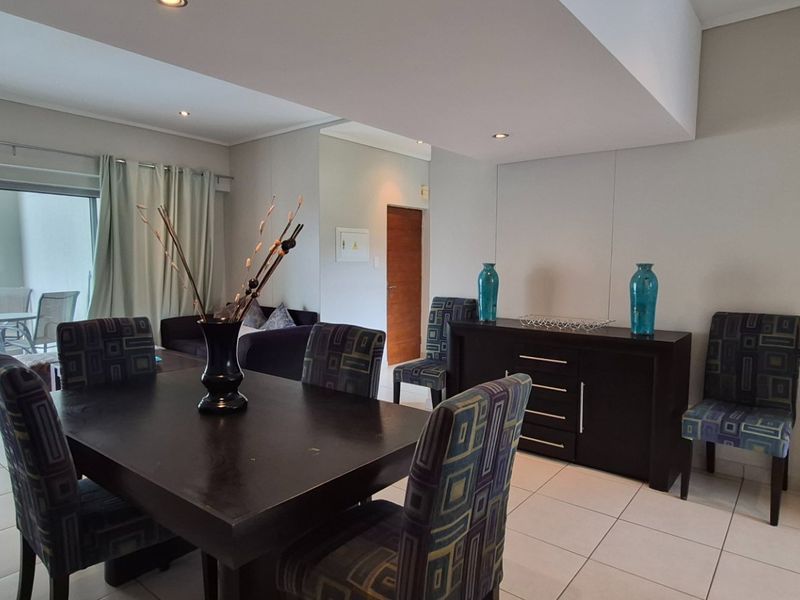 Furnished 2 bed 2 bath apartment to let in Morningside, Sandton - Photo 2