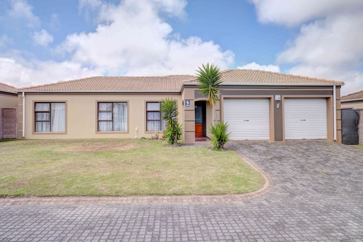 3 bedroom Townhouse for sale in Parsonvlei - Photo 2