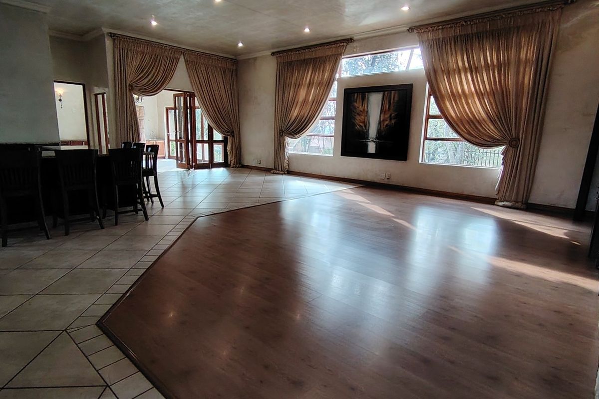 Luxurious Single-Storey Family Home in Prestigious Eldo Glen Lifestyle Estate, Centurion - Photo 5