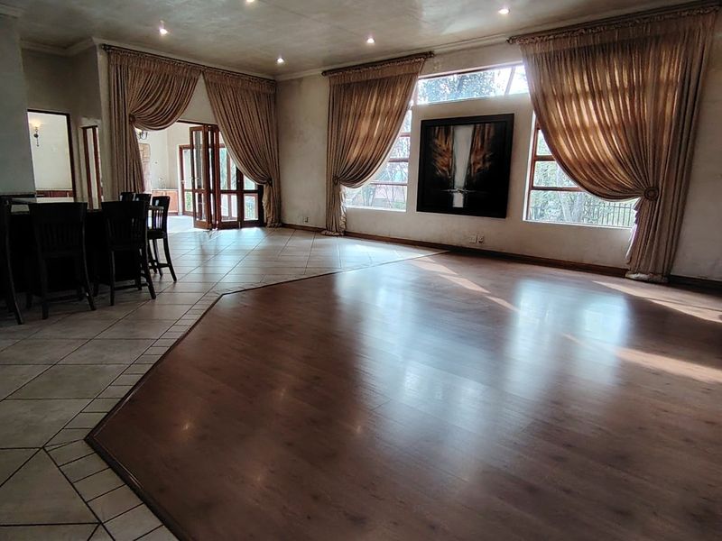 Luxurious Single-Storey Family Home in Prestigious Eldo Glen Lifestyle Estate, Centurion - Photo 5