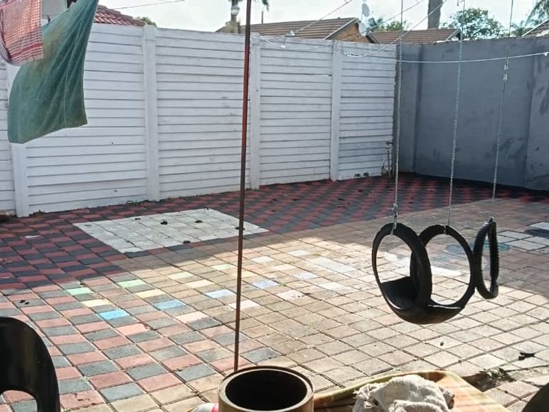 Your Next Home Awaits 3 Bedroom Home ELANDSPPOORT - Photo 5