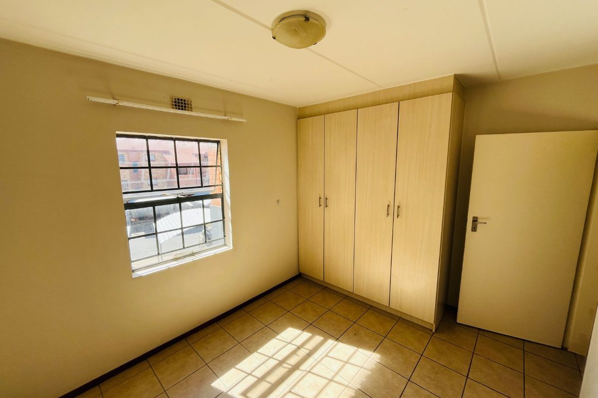 Two bedroom And 1  bathroom apartment  for rent in Midrand Call  us Now!! - Photo 5