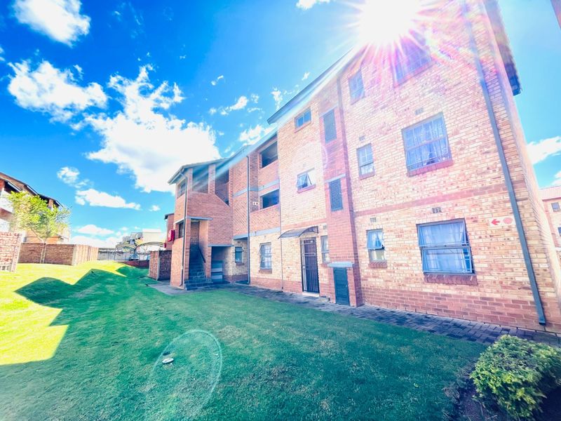 Two bedroom And 1  bathroom apartment  for rent in Midrand Call  us Now!! - Photo 10