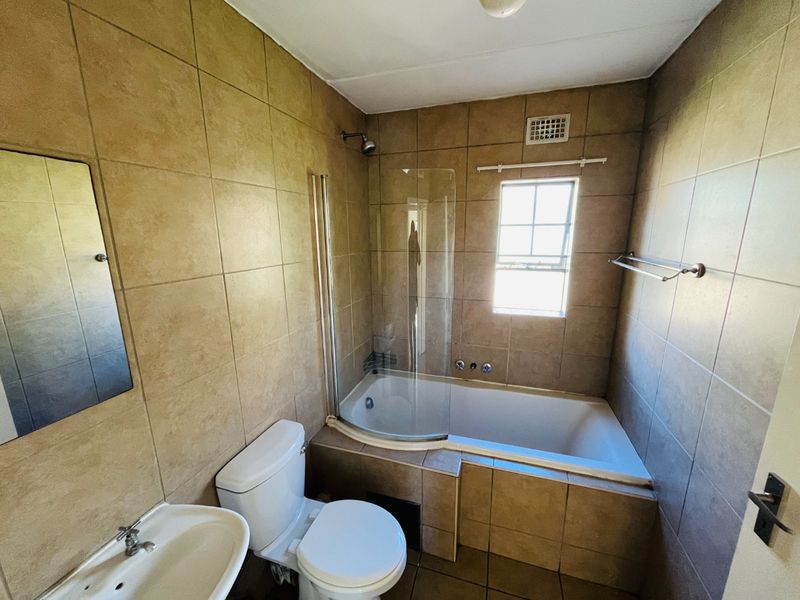 Two bedroom And 1  bathroom apartment  for rent in Midrand Call  us Now!! - Photo 8