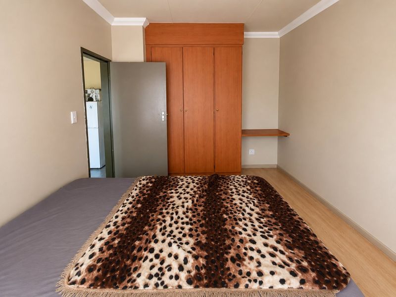 Two bedroom And 1 bathroom apartment  for rent in Midrand Call  us Now!! - Photo 6
