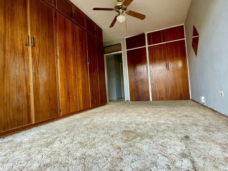 Secure 2-Bedroom Home in Flamwood Security Complex - Photo 4