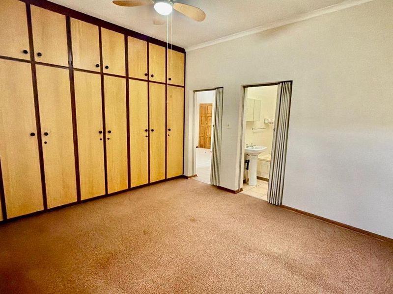 CharmingTownhouse in retirement complex - Photo 9