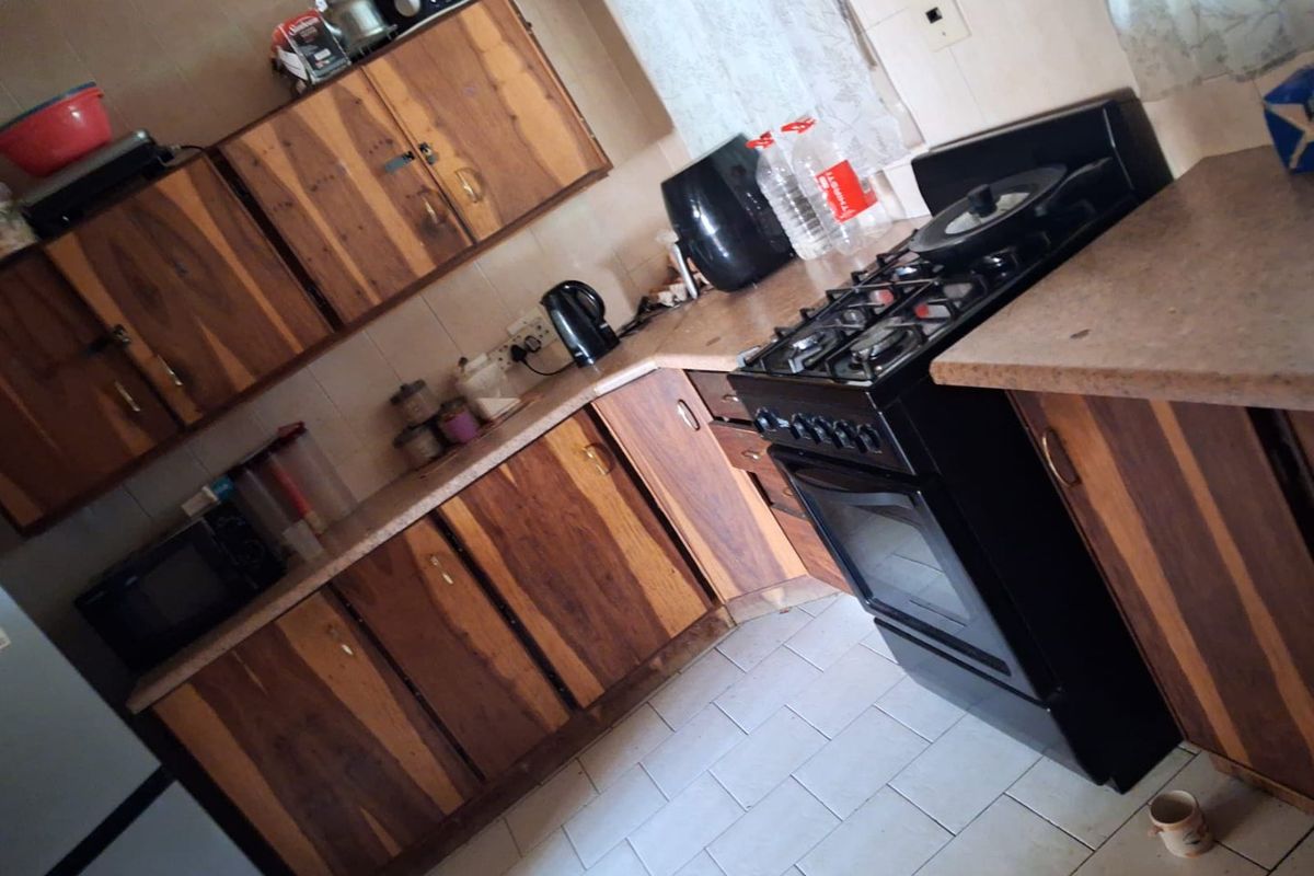 Loving home in Ellaton - Photo 4
