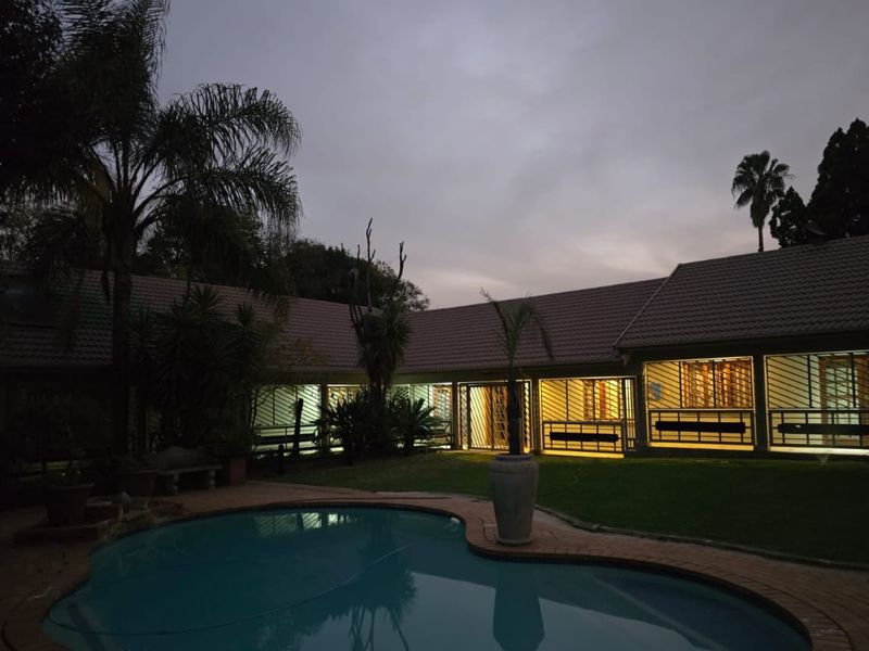 Versatile Income-Generating Property with Endless Potential – A Must-See Investment! - Photo 3