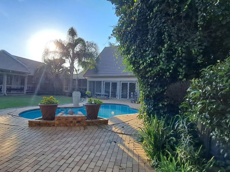 Versatile Income-Generating Property with Endless Potential – A Must-See Investment! - Photo 1