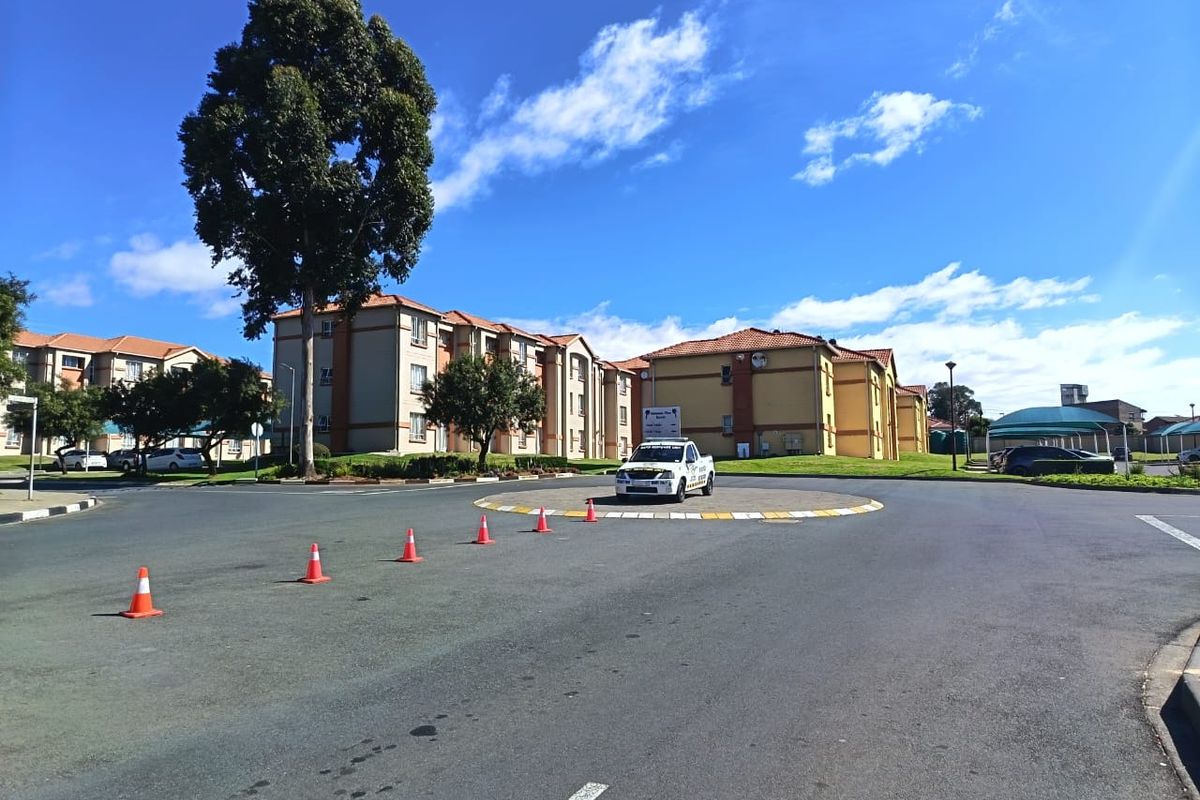 2 Bedroom Townhouse For Sale in Ormonde View Estate - Photo 2