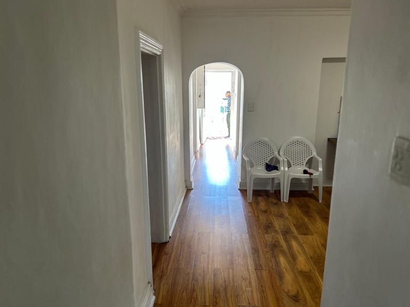 Woodstock Charmer: Practical, light filled home - Photo 2