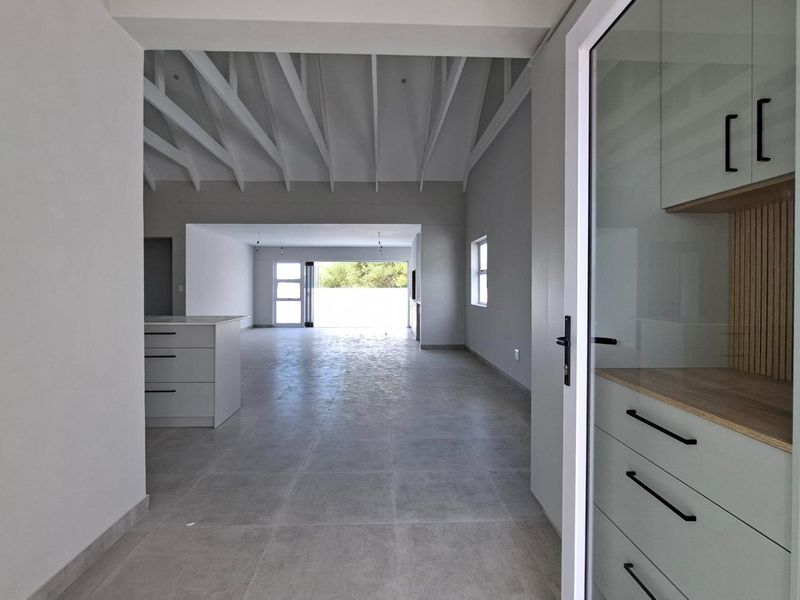 3 Bedroom House for Sale in Shelley Point - St Helena Bay - Photo 3