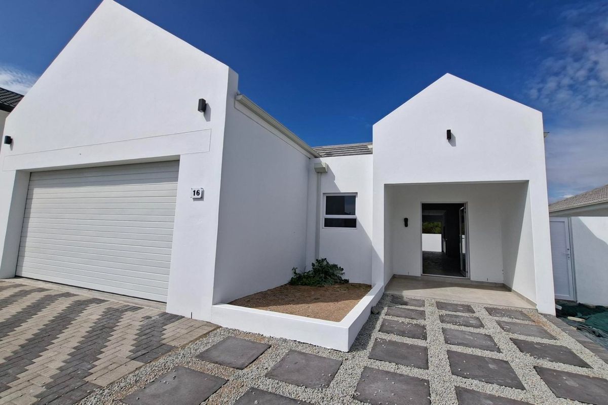 3 Bedroom House for Sale in Shelley Point - St Helena Bay - Photo 2