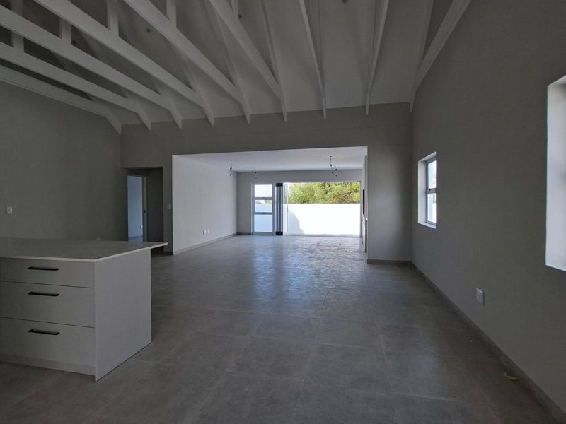 3 Bedroom House for Sale in Shelley Point - St Helena Bay - Photo 4