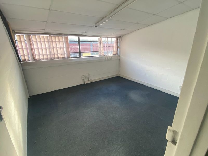 437m2 Industrial Space available to Lease  - Photo 10