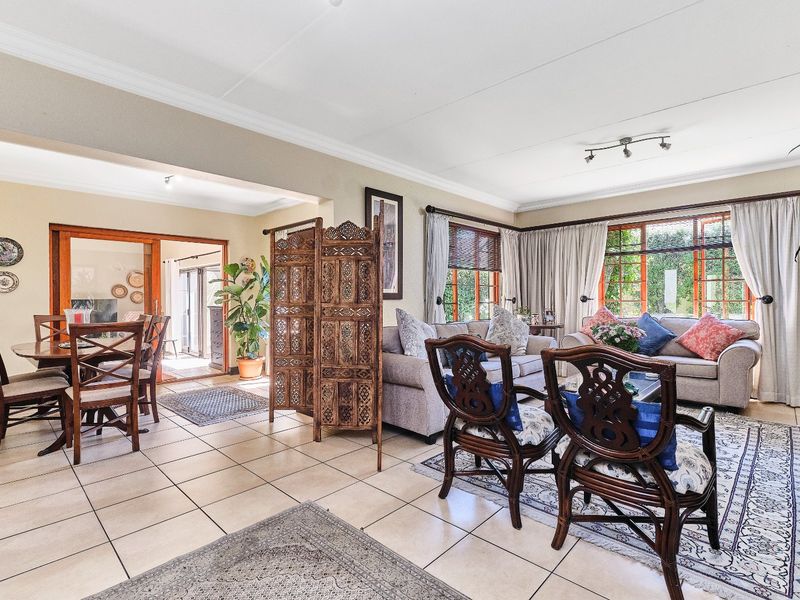 UPMARKET, MOVE-IN READY, DOUBLE-STOREY, 4 BEDROOM, CLUSTER OFFERING PURE CLASS IN RANDPARK RIDGE. This beautiful move-in ready property has it all! - Photo 10