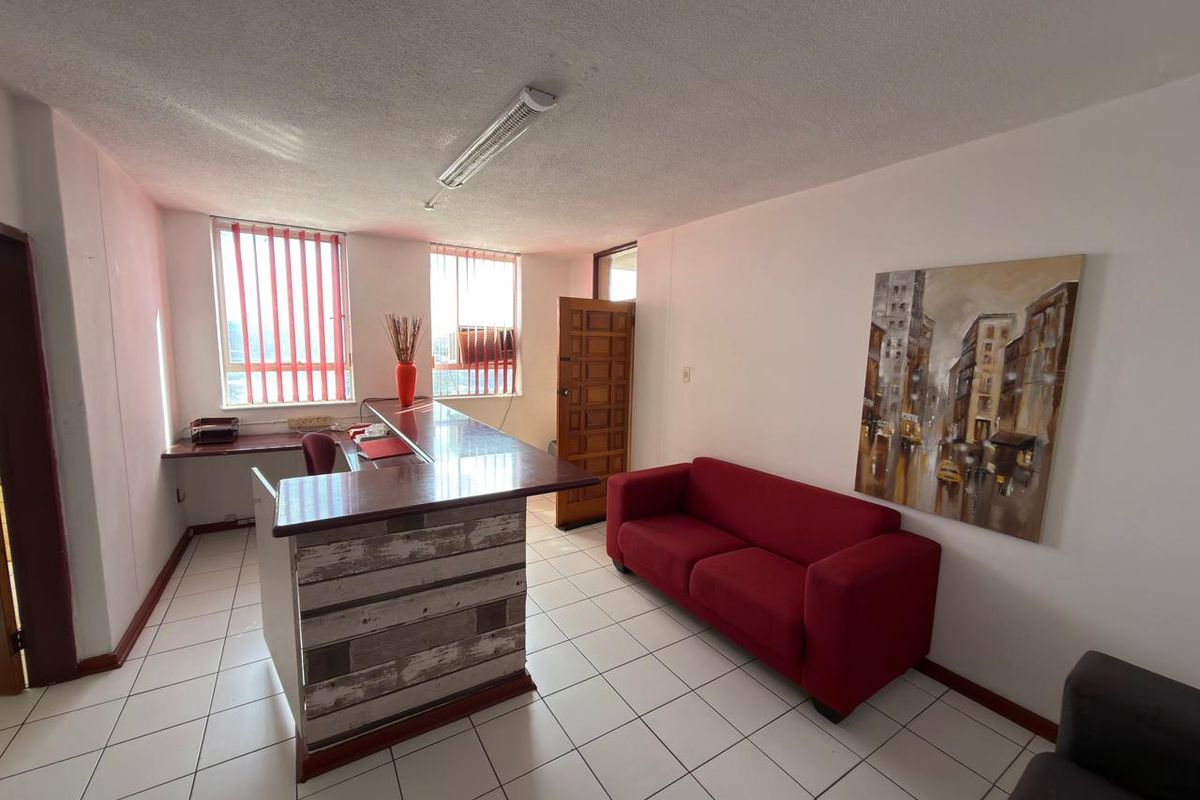 Prestigious 125m2 Office with Boardroom, Balcony & Reception in Mbombela CBD - Photo 4