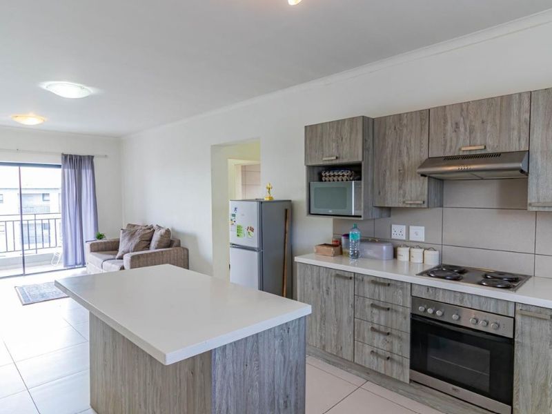 Stunning 2 Bedroom, 2 bathrooms Apartment To Rent in The West End, Carlswald, Midrand - Photo 5
