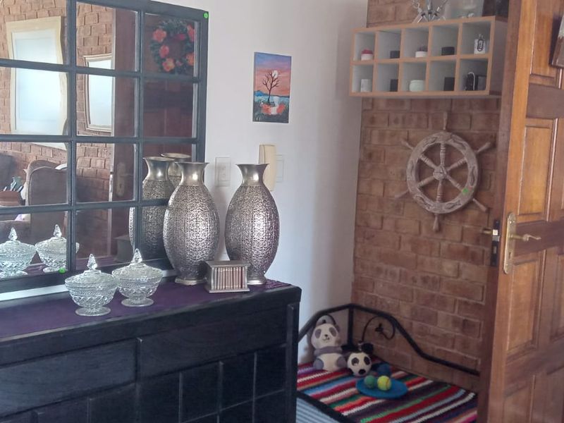 Ramsgate flat with communal pool and fibre - Photo 10