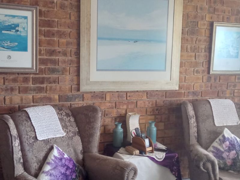 Ramsgate flat with communal pool and fibre - Photo 6