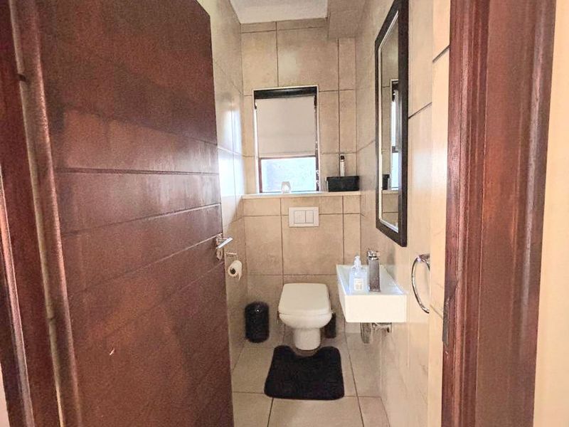 Modern Single-Level Family Home in Midlands Estate – Under R4 Million - Photo 10
