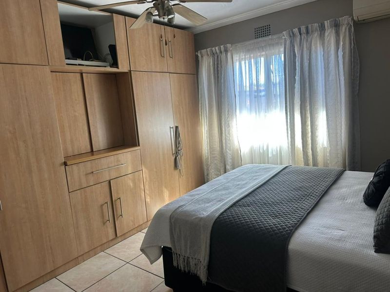 Spacious Family Home with Granny Flat & Great Value! - Photo 7