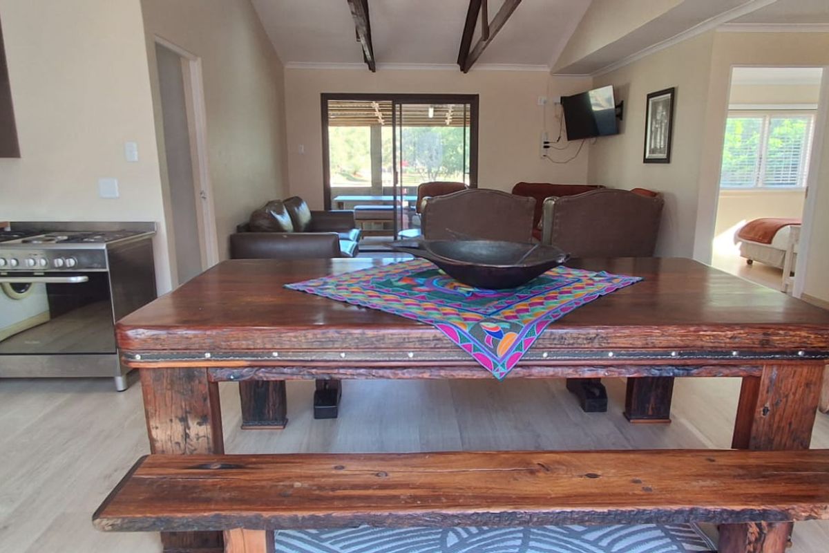 Charming 3-bedroom coastal home in Hartenbos - Photo 5